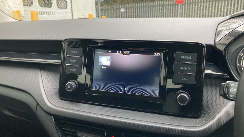 Skoda Fabia 1.0 MPI 80 SE Comfort 5dr Petrol Hatchback